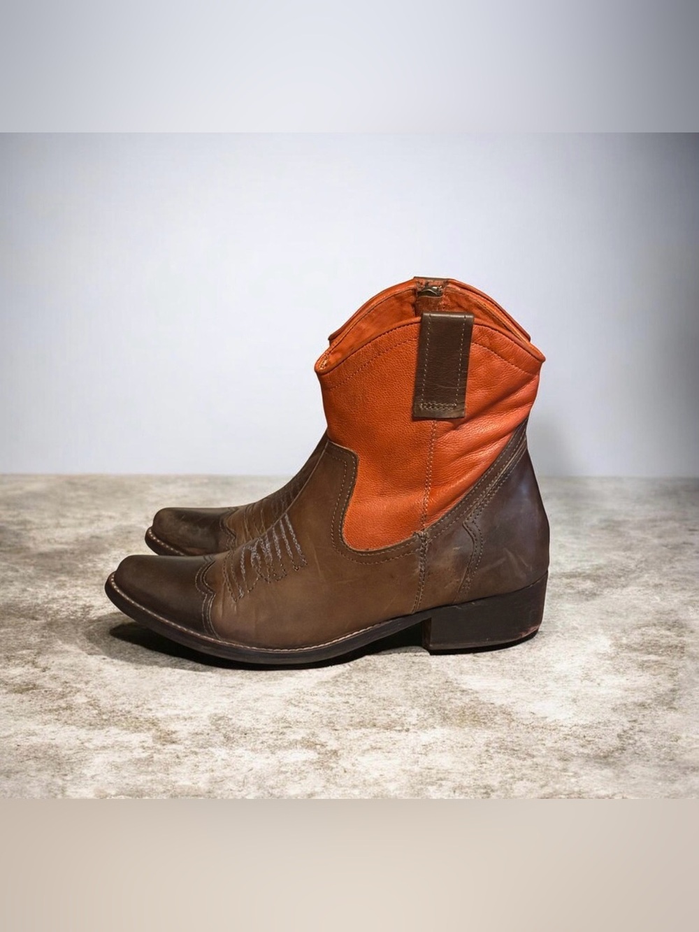 Mia Richwood Brown and Orange Two-Tone Leather Cowboy Boot size 8.5 women’s